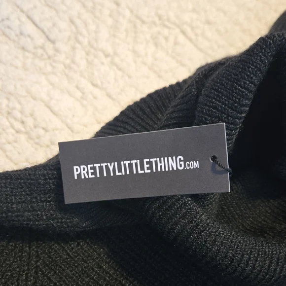 PrettyLittleThing Black Turtleneck Sweater Dress - Picture 9 of 9